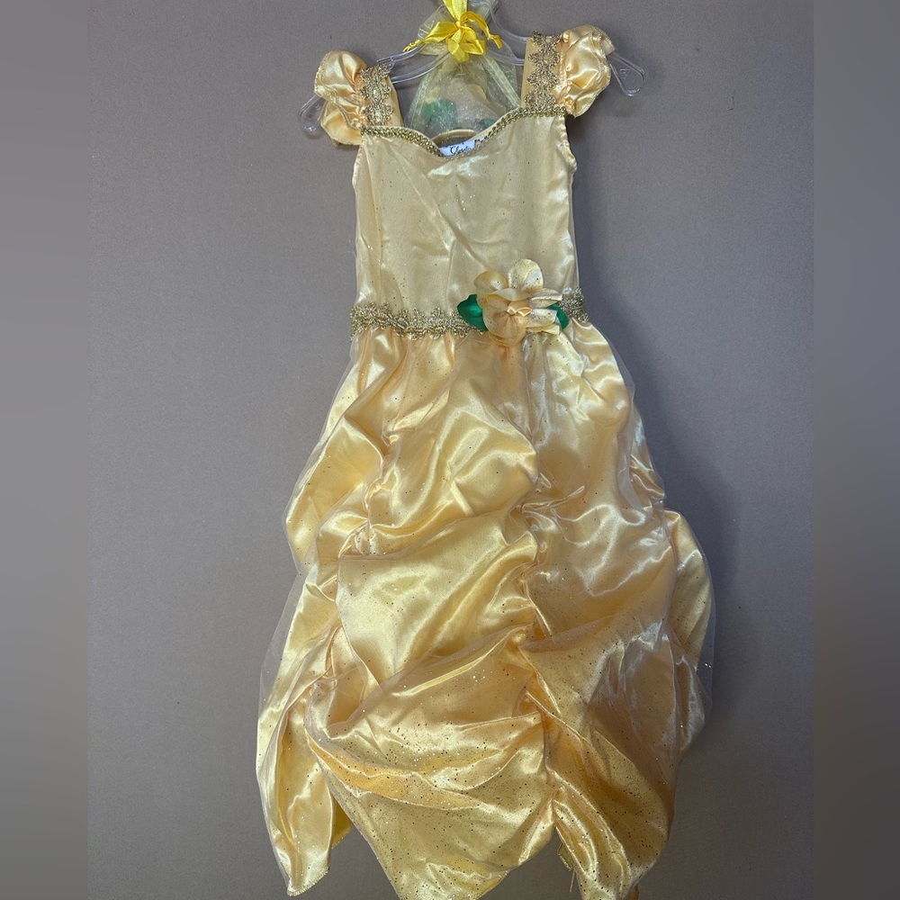 NWT Gillian’s Closet Yellow Princess Halloween Costume dress.